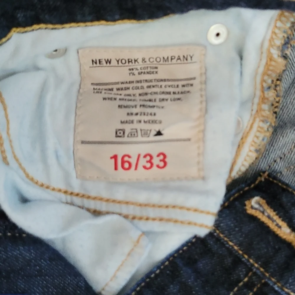 New York & Company size 16 Petit - Picture 3 of 4